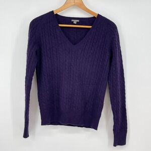 Ann Taylor Purple Cable Knit V Neck‎ 100% Cashmere Sweater Size M Luxury Preppy
